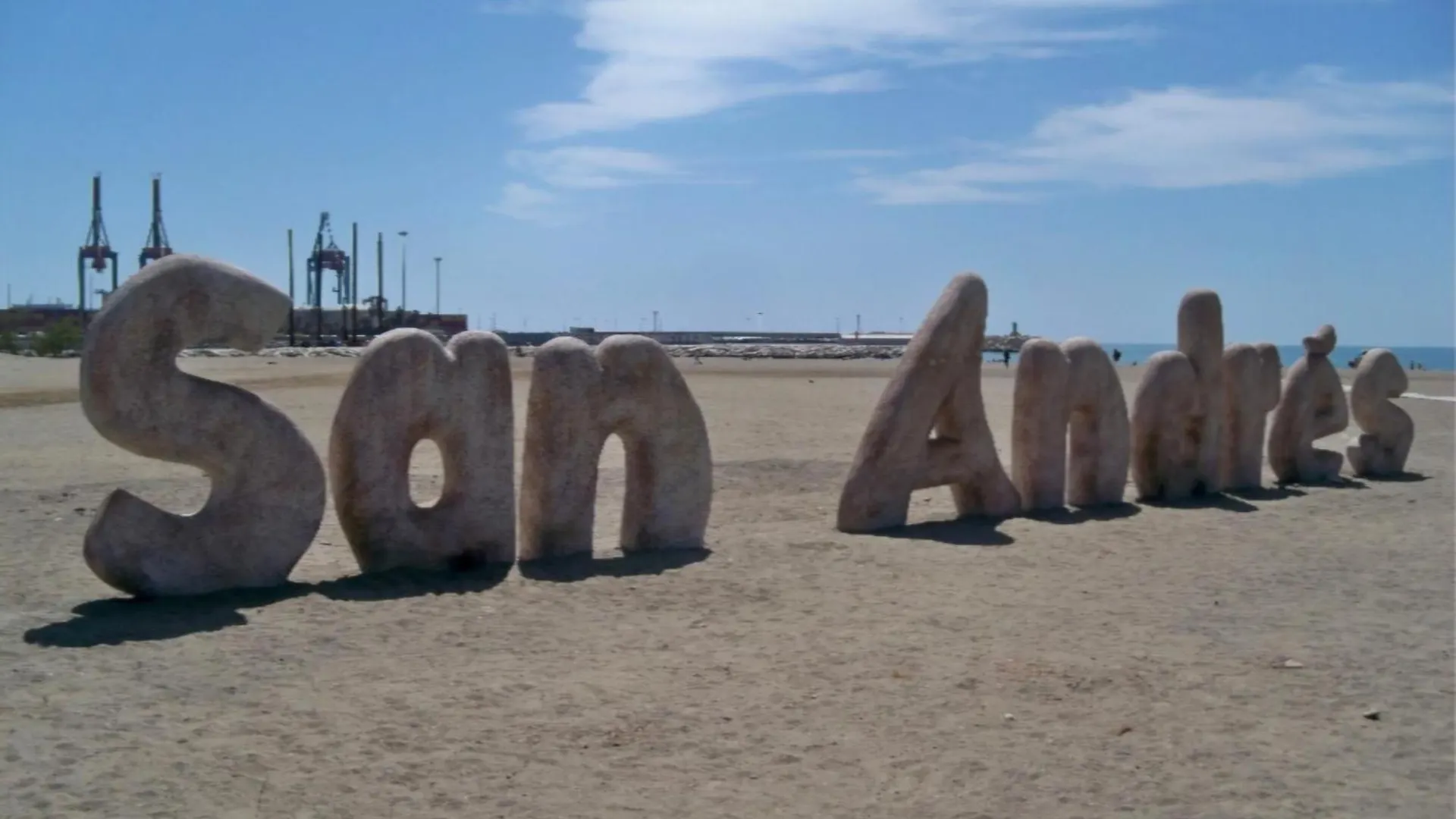 Appartamento LOFT céntrico cerca de la playa ! LA BIZNAGA Málaga
